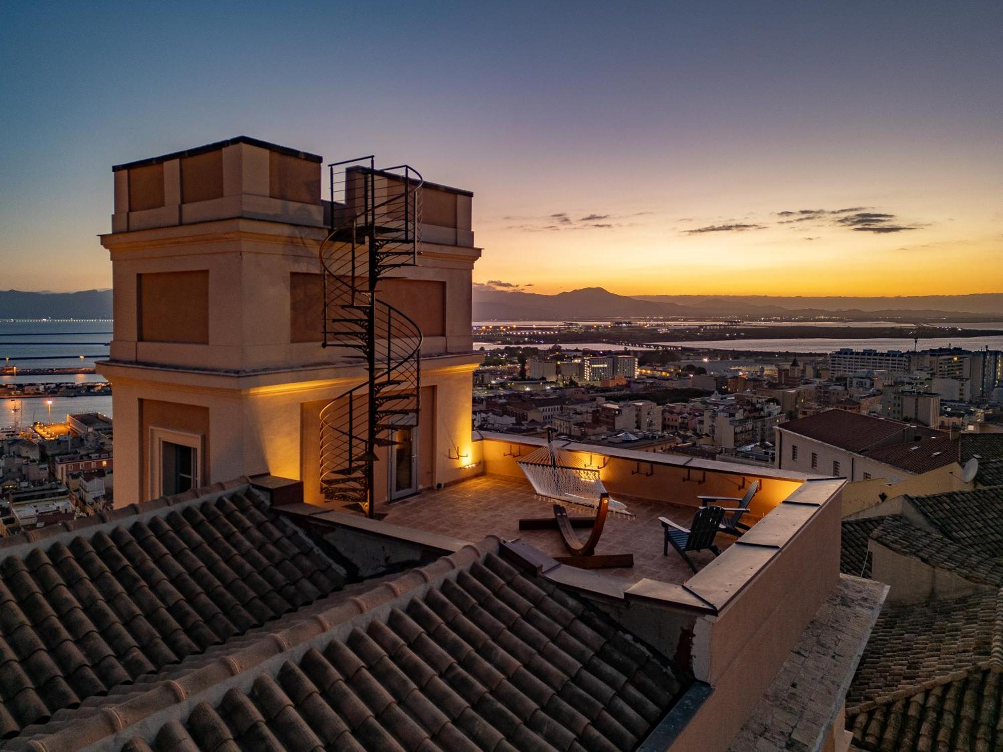 Palazzo Boyl 1840 Hotel Cagliari Bagian luar foto
