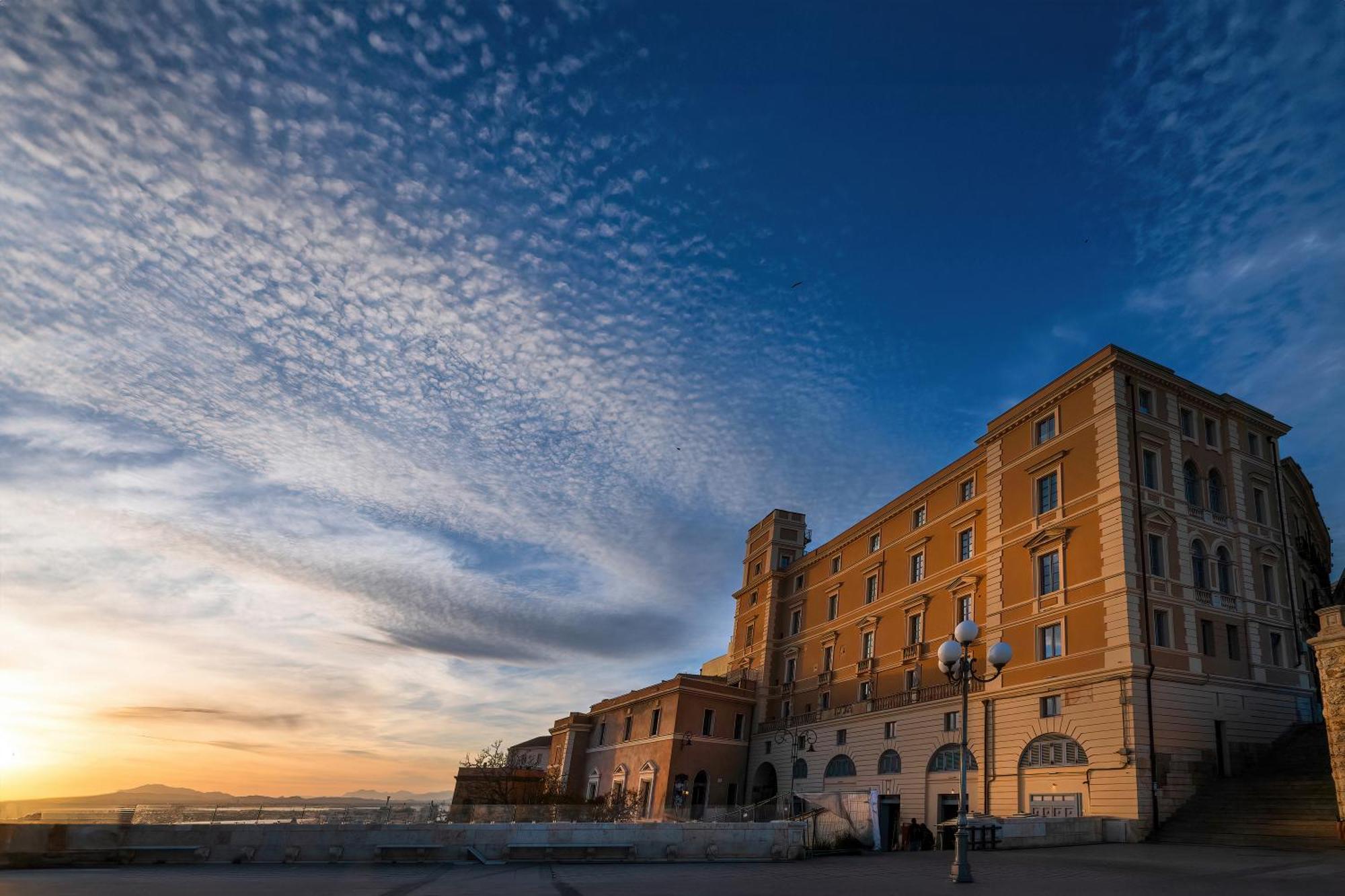 Palazzo Boyl 1840 Hotel Cagliari Bagian luar foto