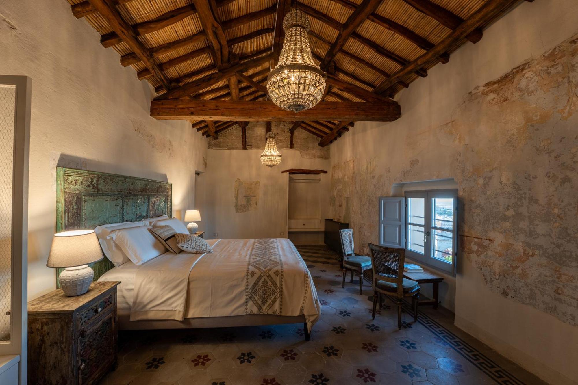 Palazzo Boyl 1840 Hotel Cagliari Bagian luar foto