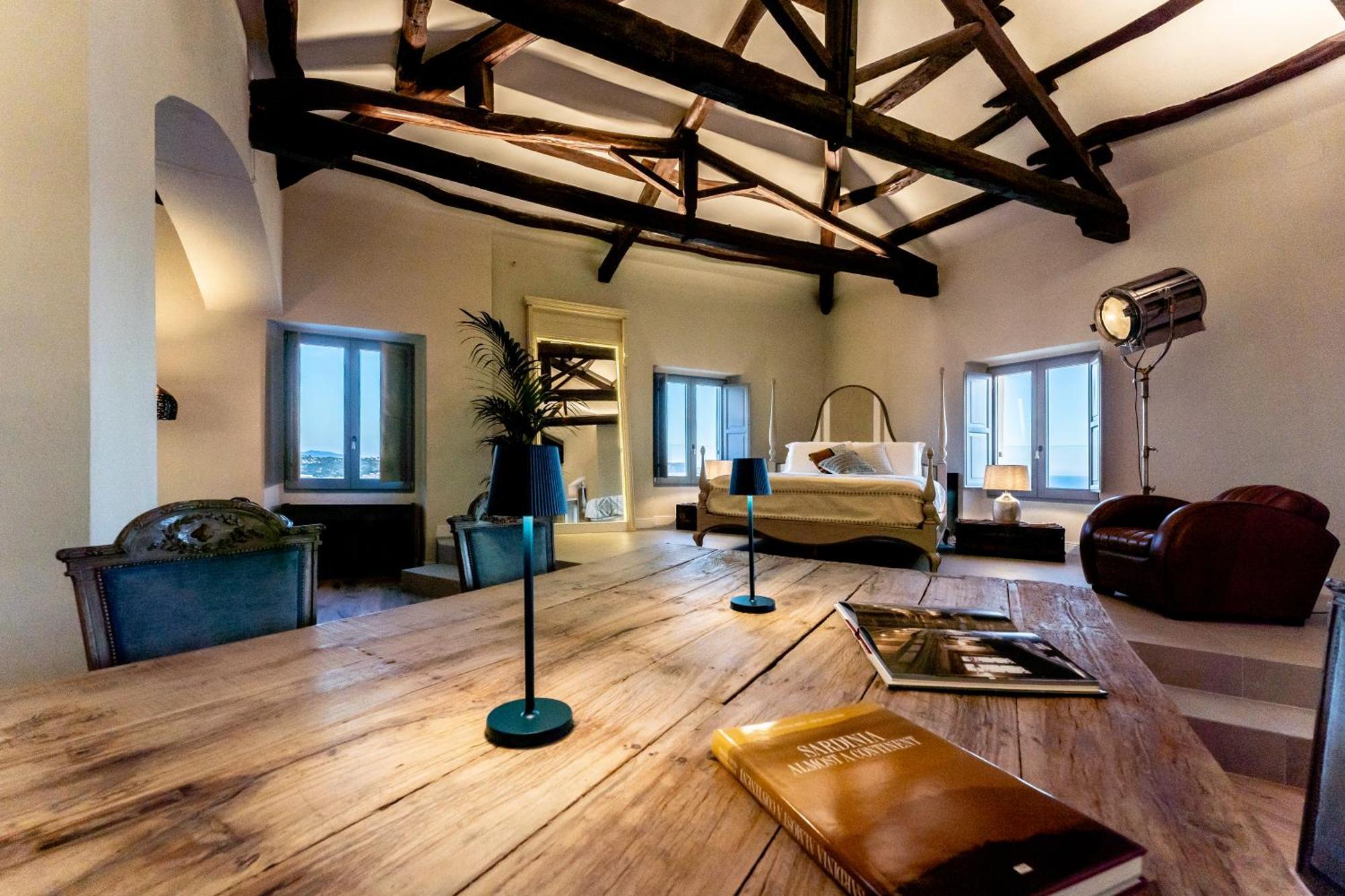 Palazzo Boyl 1840 Hotel Cagliari Bagian luar foto